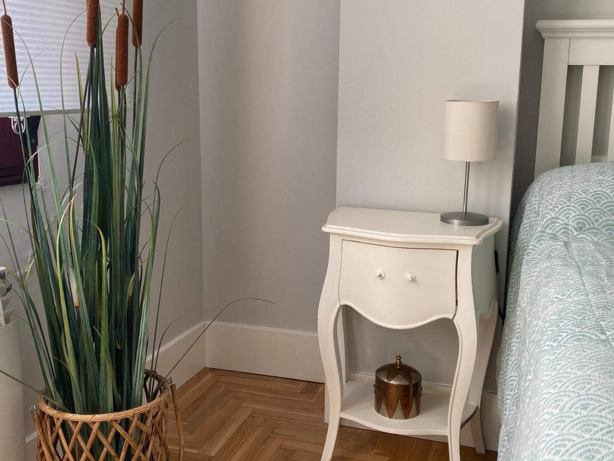 Apartamento Ideal A La Entrada De Salamanca !!! 산타마리타데토르메스 외부 사진
