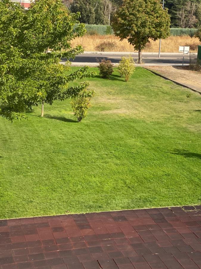 Apartamento Ideal A La Entrada De Salamanca !!! 산타마리타데토르메스 외부 사진